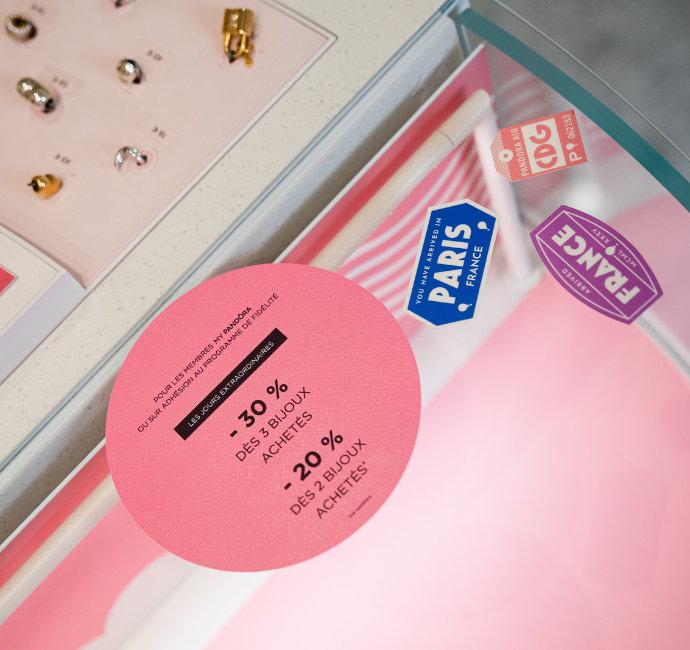 sticker-vitrine-pandora